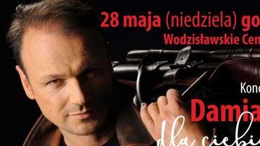 Damian Holecki zaśpiewa w Wodzisławiu na Dzień Matki (konkurs)