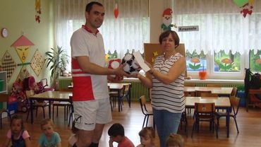 Piłkarz odwiedził wodzisławskie przedszkole