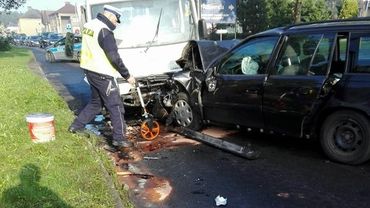 Wodzisław, Pszowska: zderzenie ciężarówki z osobówką. Kierowcy, uważajcie na utrudnienia