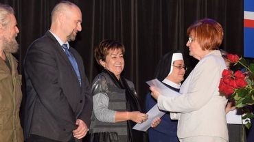 Nauczyciele z Rydułtów odebrali Nagrody Burmistrz Miasta