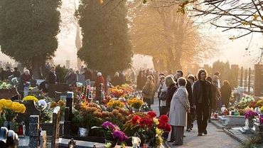 1 listopada: zapoznaj się ze zmianami organizacji ruchu w rejonie cmentarzy
