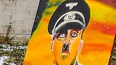 Portret Hitlera na jarmarku staroci w Wodzisławiu