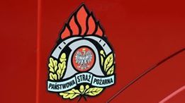 Pożar domu w Gorzycach. Interweniowało 6 zastępów straży pożarnej.