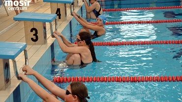 Ponad 150 uczniów na II edycji zawodów pływackich!