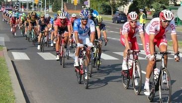 76. Tour de Pologne: o której godzinie kolarze przejadą przez Połomię?