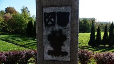Kto zamalował tablice pamiątkowe na Ścieżce Powstań Śląskich?