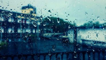Synoptycy ostrzegają: dziś intensywne opady deszczu