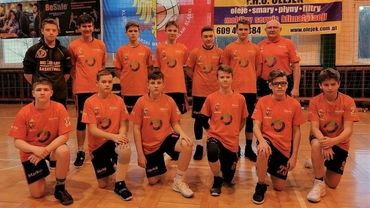 Koszykarze MKS Wodzisław pokonali MOSM Tychy
