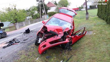 Wypadek w Gołkowicach. Ranni kierowcy w szpitalu