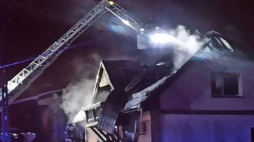 Radlin: Tragiczny pożar domu jednorodzinnego. Cztery osoby trafiły do szpitala