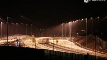 Oświetlenie na autostradzie A1 w Godowie