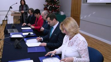 Rydułtowskie liceum podpisało umowę o współpracy z Uniwersytetem Śląskim