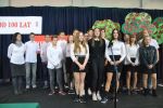 Młodzież ZST śpiewająco świętowała 100-lecie niepodległości, 