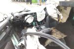 Makabryczny wypadek w Zawadzie - auto zderzyło się z pracującą koparką, 