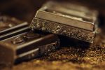 Poszukiwany złodziej wpadł przez czekoladę, pixabay.com