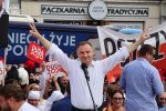 Late polls z godz. 2:00: wygrywa Andrzej Duda, 