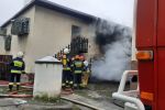 Strażacy gasili pożar w Godowie. Jedna osoba w szpitalu, 