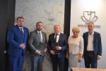 Powiat podpisał nową umowę z PKS-em, Starostwo Powiatowe w Wodzisławiu-Śląskim