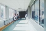 Szpitale powiatowe wprowadzają zakaz odwiedzin, pixabay