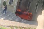 Ktoś podpalił kontener pod pałacem. Prezydent skomentował sprawę, Muzeum w Wodzisławiu/czytelnik