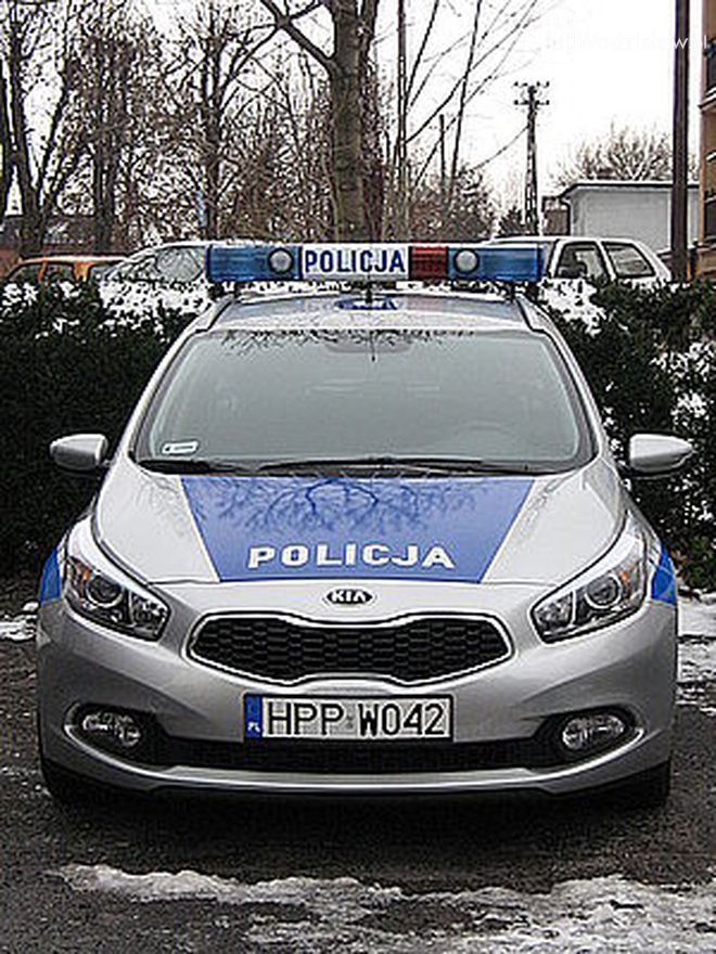 Komisariat w Rydułtowach ma nowy wóz, KPP Wodzisław