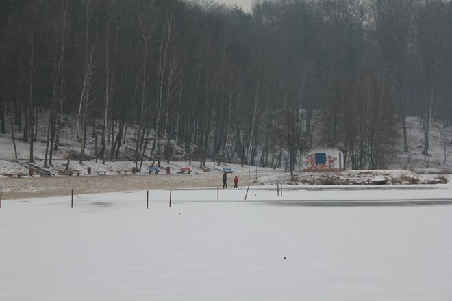 Zimowy spacer nad Balatonem, Czytelnik