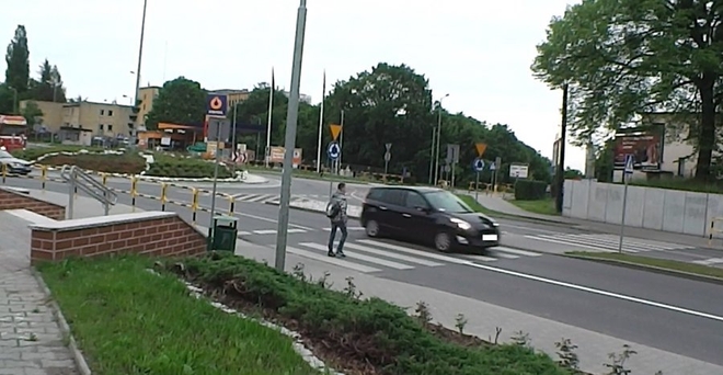 Ulica Matuszczyka: kamera zarejestrowała jak zachowują się kierowcy