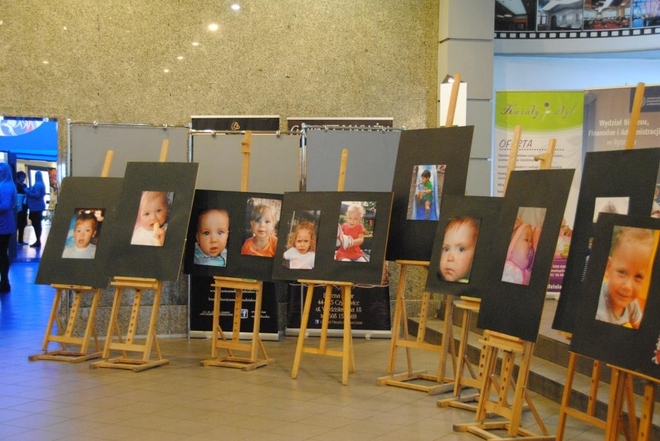 Ośrodek Adopcyjny w Wodzisławiu Śląskim: od dziesięciu lat pomagają adoptować dzieci, 