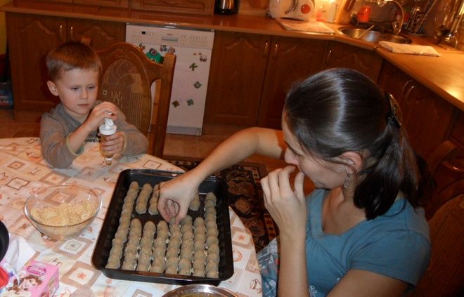Tradycją już jest w moim domu pieczenie kruchych ciasteczek na święta - mówi Joanna Szymańska