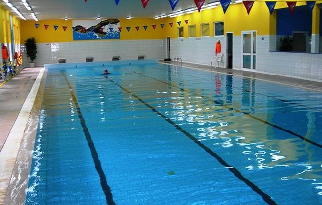 W najbliższą sobotę, 26 listopada, na krytej pływalni w Połomi, odbędzie się próba pobicia rekordu opłynięcia w jak najkrótszym czasie dystansu 35 kilometrów czyli długości granic gminy Mszana