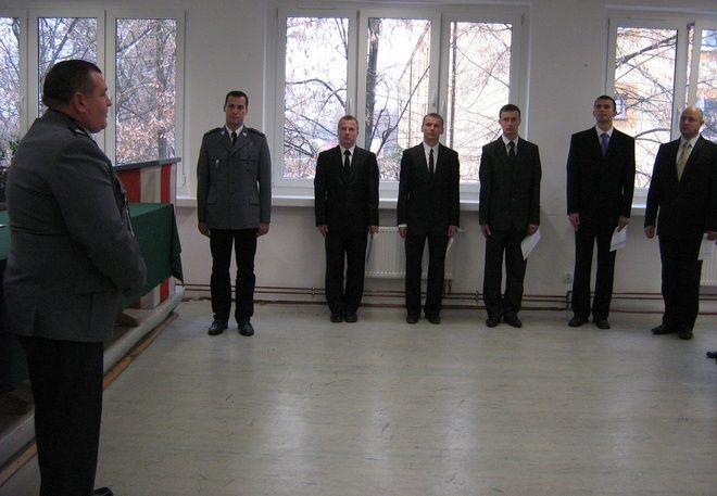 W wodzisławskiej komendzie odbyło się uroczyste ślubowanie młodych funkcjonariuszy