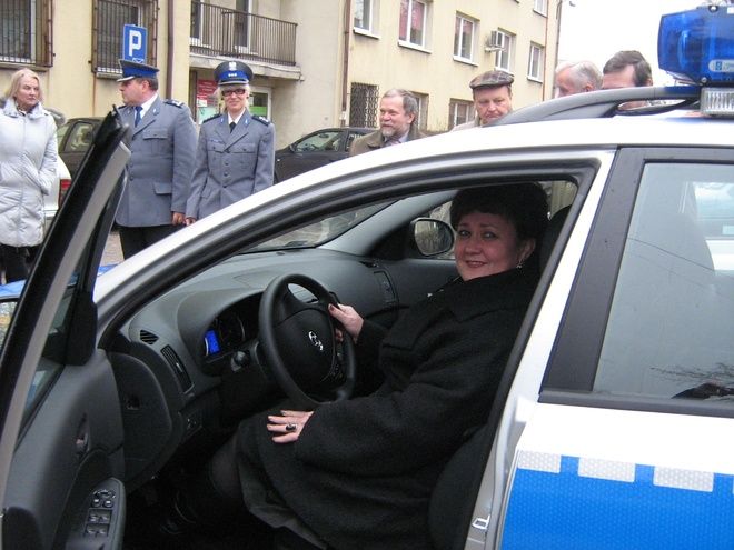 Komisariat Policji w Radlinie ma nowy radiowóz, KPP Wodzisław