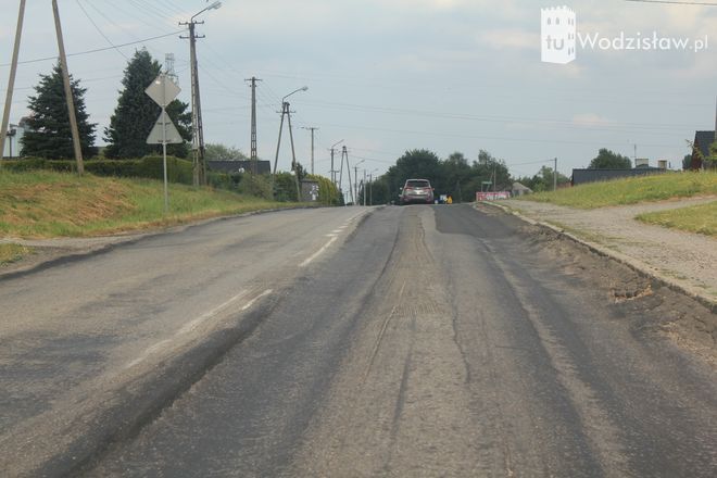 Tragiczny stan drogi Świerklany - Marklowice! Zamknięta do odwołania, zmiany w objeździe A1, mk