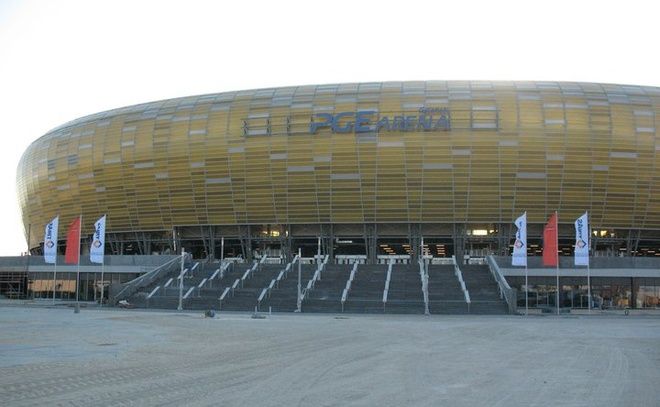 Maszty z Wodzisławia ozdobą PGE Arena w Gdańsku, archiwum