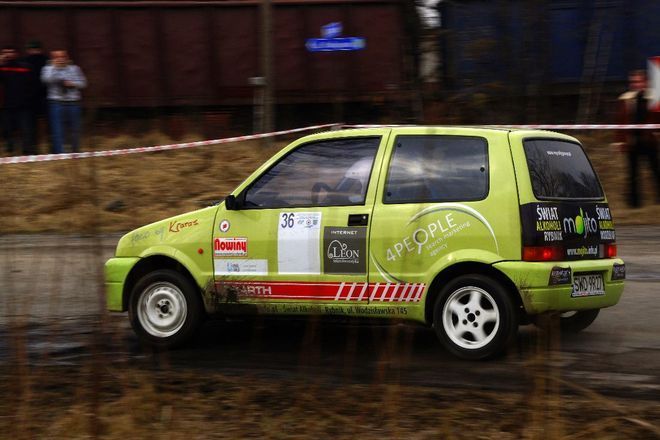 Od sezonu 2011 do teamu MG Rally Group wchodzi nowa załoga