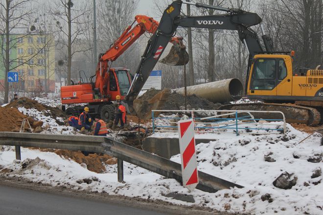 Wodzisław: budowa ronda przedłuży się, ig