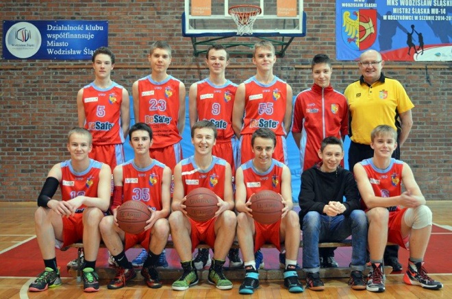 Gimnazjum nr 3 w Wodzisławiu Śląskim zwyciężyło finał zawodów powiatowych w koszykówce chłopców